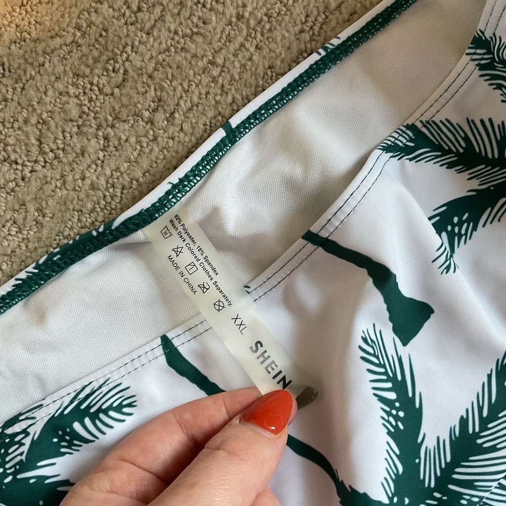 SHEIN Swim Summer Beach Tropical Print - Picture 3 of 4